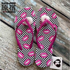 Harajuku Lovers by Gwen Stefani Smoochy Flip Flops